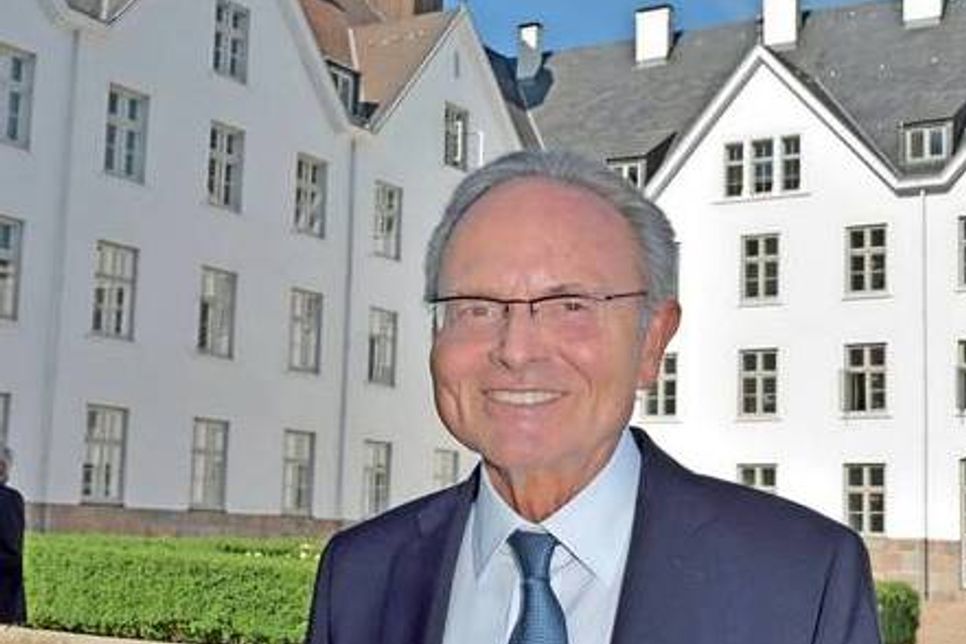 Prof. Günther Fielmann ist neuer Ehrenbürger von Plön.