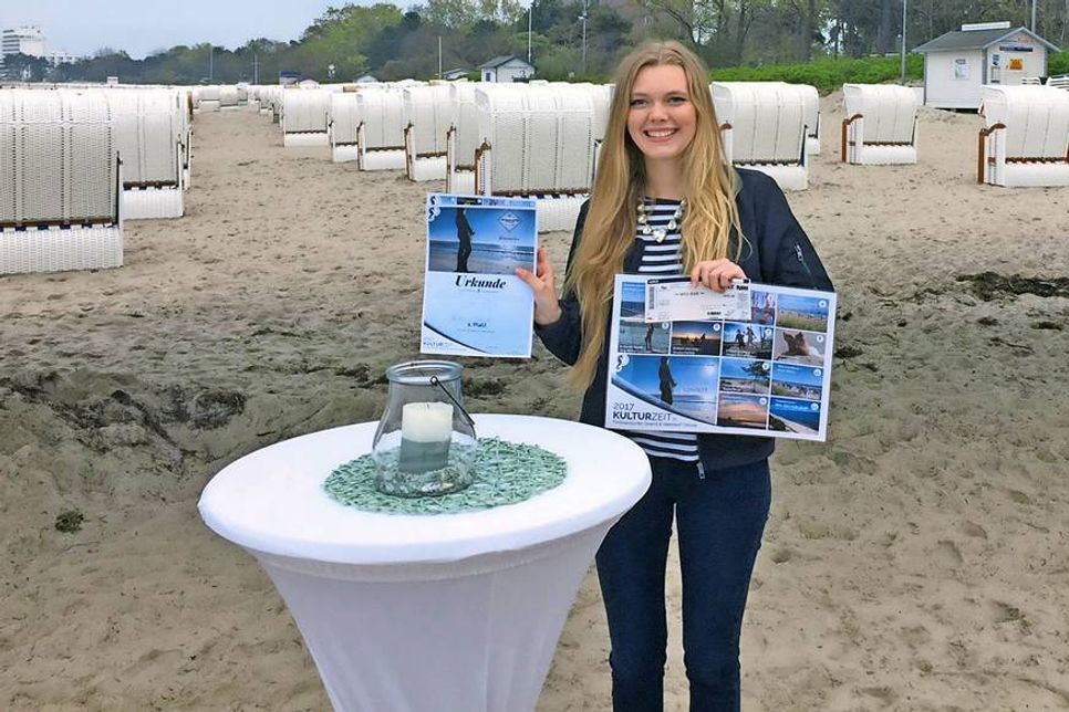 Glückliche Gewinnerin des ersten Singer- und Songwriter-Contest in Timmendorfer Strand: Ladina Vaigt aus Pansdorf.