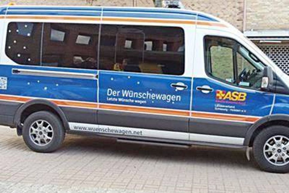 Der Wünschewagen – Eine Initiative des ASB Deutschland. Mit ihm können Schwerstkranke zu letzten Wunschzielen reisen.