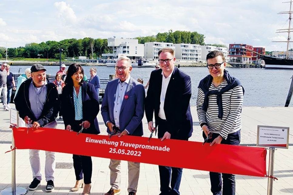 In der vergangenen Woche wurde die neue Travepromenade in Travemünde offiziell eingeweiht.