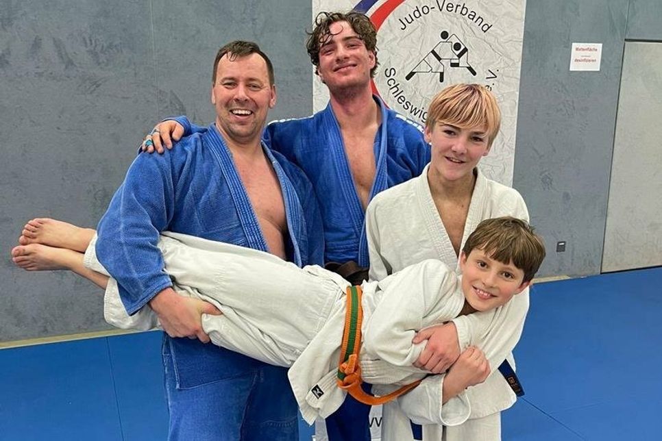 Die Judoka des Neustädter Leichtathletik Club.