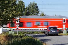 Ab Ende 2029 werden die Züge des Nah-, Fern- und Güterverkehrs ausschließlich über die Neubaustrecke von Lübeck nach Puttgarden fahren.