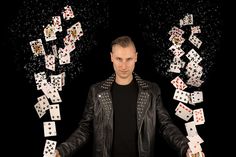 „Paul2K“ ist professioneller Zauberer, Magier und Entertainer.