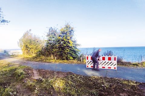 Wanderweg am Brodtener Ufer wieder durchgängig begehbar