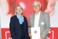 Seit fünf Jahrzehnten Blutspender: Dieter Klies wurde vom DRK für 175 Spenden geehrt