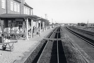 Autofreier Sonntag in Timmendorfer Strand: 100 Jahre Bäderbahn am 31. Mai