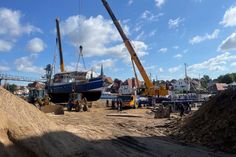 Abschied von den Fischbrötchenkuttern im Neustädter Hafen.