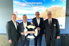 André Tschirner, Präsident DLRG Landesverband Schleswig-Holstein, Lars Nissen und Dirk Dejewski, Co-Vorstandssprecher und Lars Carstensen, Vorsitzer der DGzRS - Die Seenotretter (v. lks.).