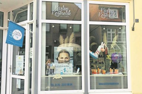 Klassische Kosmetikbehandlungen und viel mehr: Küsten Kosmetik in der Brückstraße in Neustadt.