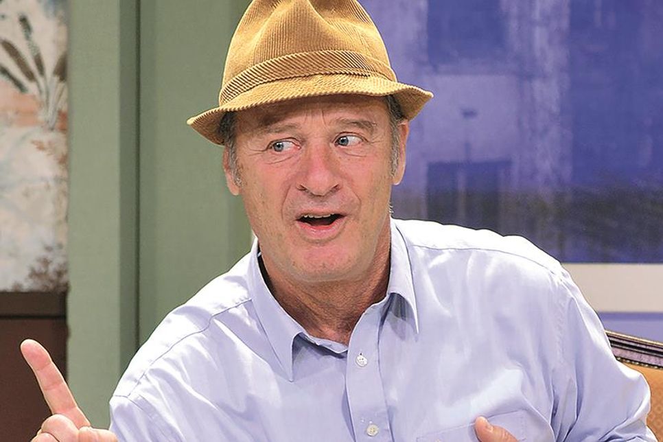 T wie Typenrolle: „Hausmeister Krause“ ist ein klassisches Beispiel für eine Typenrolle. Der typisch kleinbürgerliche Charakter wird durch Schauspieler Tom Gerhardt mit all seinen Eigenarten zum Leben erweckt.