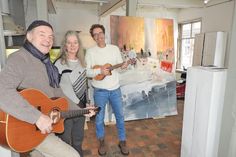 Claudia Esra-Ahrens und die „Werkstattpoeten“ Arne Lauritzen (li.) und Joachim Roth machen kulturell am 21. Februar gemeinsame Sache.