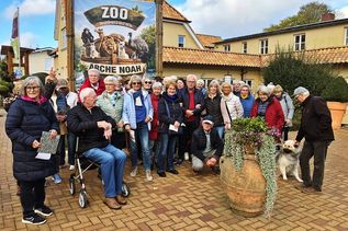 Rund 40 Senioren folgten der Einladung zum Zoobesuch