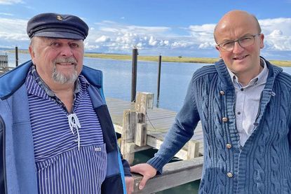 Berufsfischer Jan und Erik Meyer sind begeistert vom Lehrpfad.