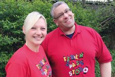 Diana Romanski und Michael Klein vom Jugendzentrum Stockelsdorf haben mit ihrem Team ein abwechslungsreiches Programm für den Ferienpass im Sommer zusammengestellt.