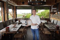 Seit März ist Jovan Maricic neuer Inhaber im La Bodega Del Mar in der Uferstraße 16.