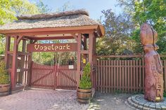 Mehrere Tiere des Vorgängers ohne Herkunftsnachweise: Kreis Ostholstein äußert sich zum Vogelpark Niendorf/Ostsee