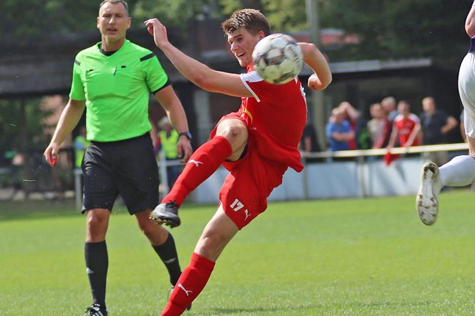 Torschütze zum 1:0: Leon Dippert