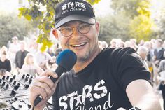 Seit 1990 als Discjockey für gute Laune im Einsatz: DJ René Kleinschmidt präsentiert wieder „Tanzen am Meer“ in Niendorf/Ostsee.