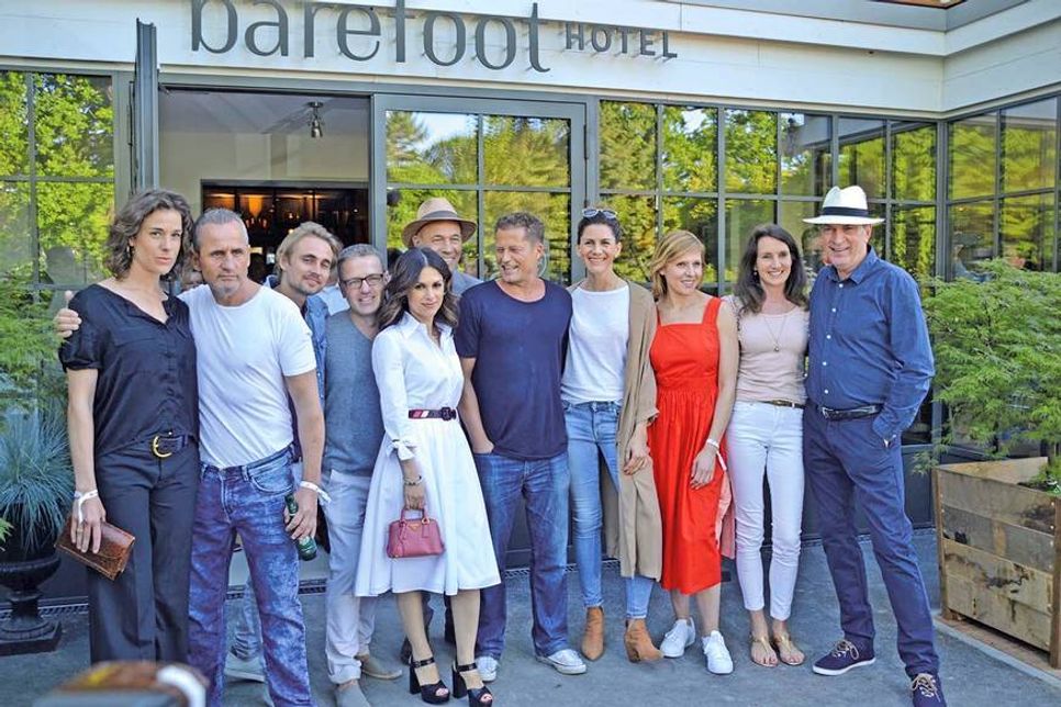 Eröffnungsfeier für Til Schweigers Barefoot-Hotel in Timmendorfer Strand mit vielen Prominenten aus Film, Funk und Fernsehen wie Heiner Lauterbach (Mitte) und Herbert Knaup (rechts). (Foto: René Kleinschmidt)